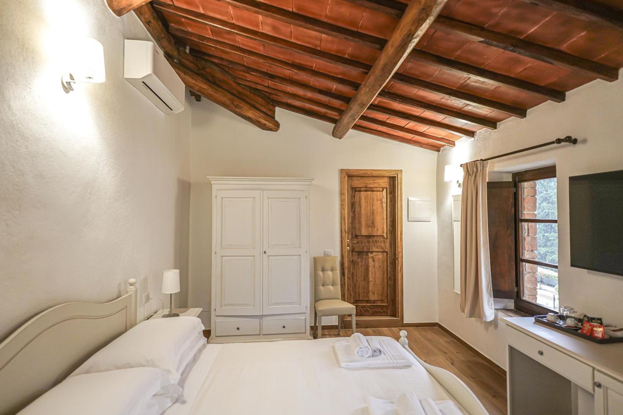 Borgo Il Poggiaccio Residenza D'Epoca Casa de hóspedes Sovicille Exterior foto